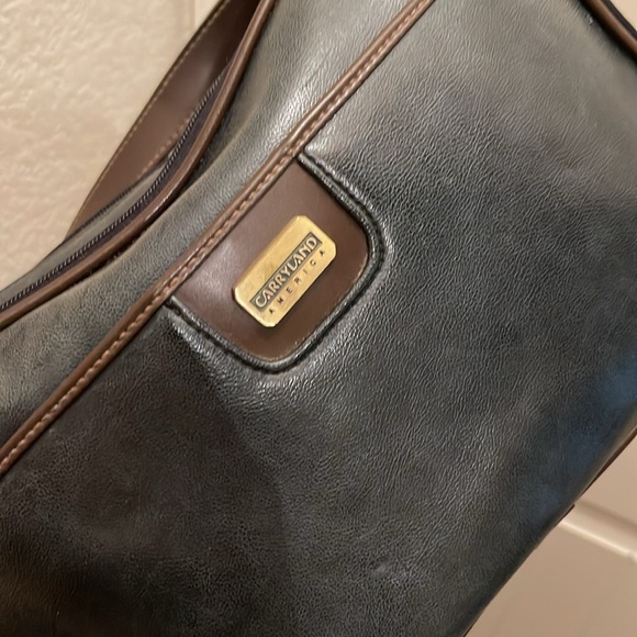 Carryland America please check all picture of condition - Picture 7 of 17